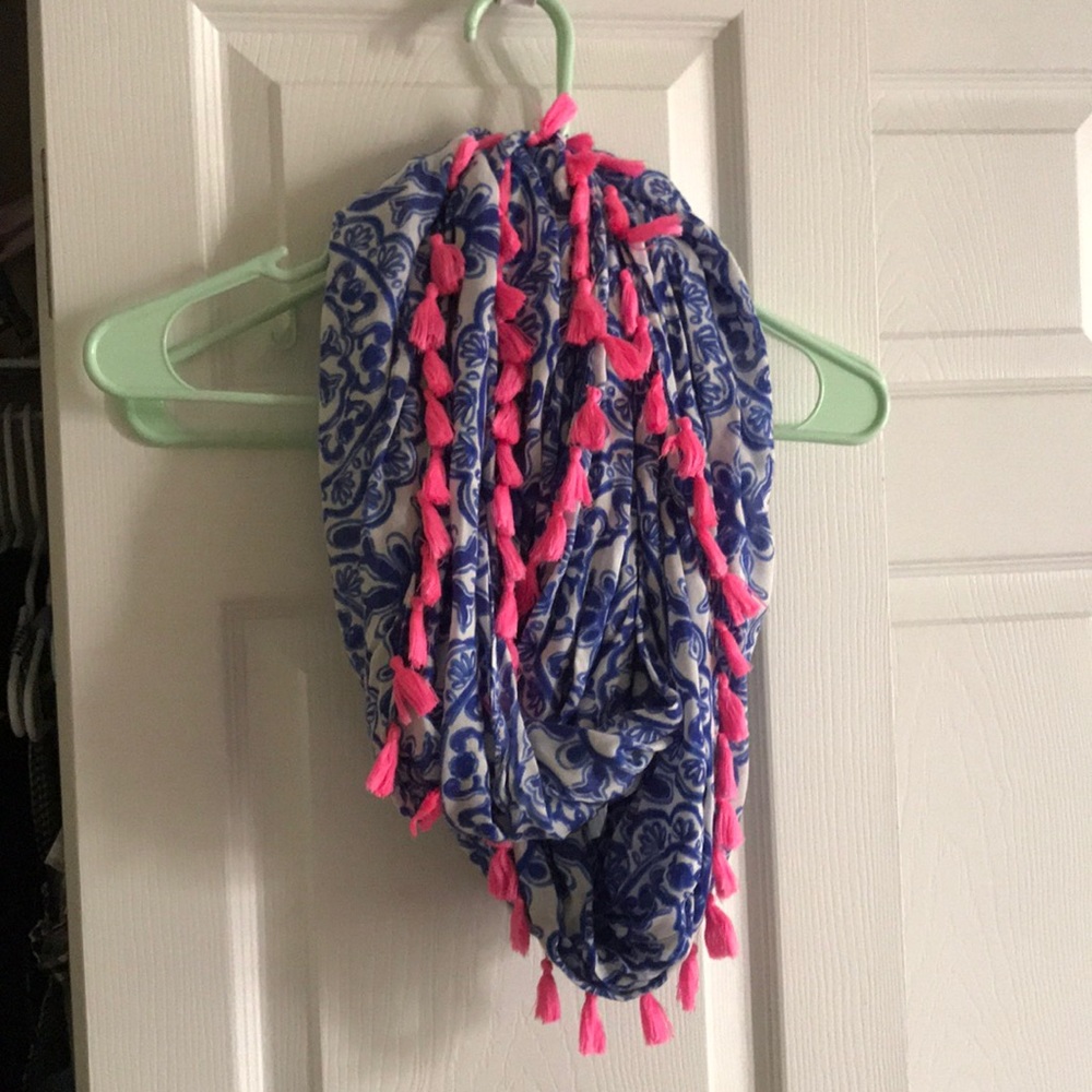 Lilly Pulitzer Riley Tassel Infinity Scarf
